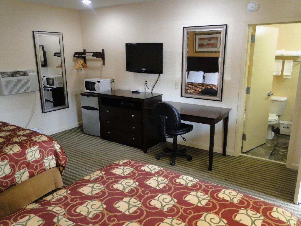 Westwood Motor Lodge Thorofare Extérieur photo